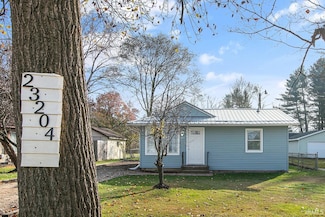 23204 1st St, Elkhart, IN 46514