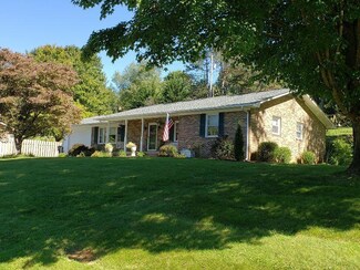 184 Mountain View Dr SW, Abingdon, VA 24211