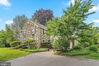 706 Dale Rd, Huntingdon Valley, PA 19006