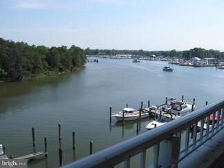831 Oyster Bay Place Unit 404, Dowell, MD 20688