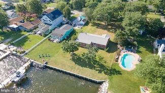 1000 Chester River Dr, Grasonville, MD 21638