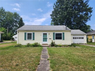 138 Seneca Ave, Elyria, OH 44035