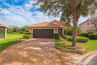 2055 Grey Falcon Cir SW, Vero Beach, FL 32962