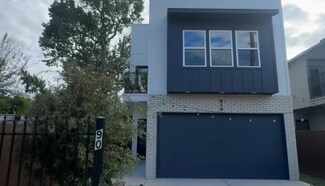 90 Burress St, Houston, TX 77022