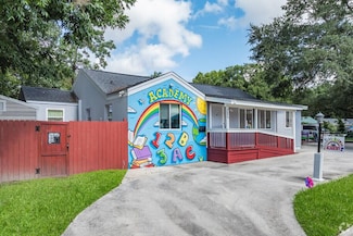 24 Sycamore Ave, Charleston, SC 29407