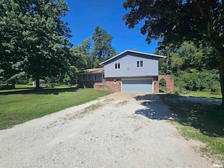 7029 Vista Corte, Delavan, IL 61734