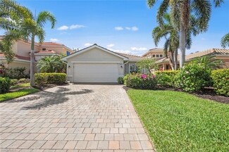 9425 La Bianco St, Fort Myers, FL 33967