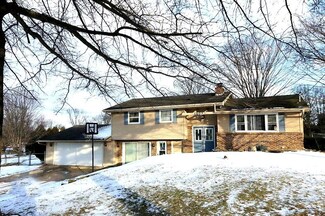 1603 N Lofgren Rd, Rolling Prairie, IN 46371