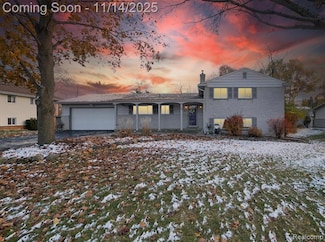 1811 Ansal Dr, Rochester Hills, MI 48309