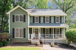 929 Hampton Trail NW, Lilburn, GA 30047