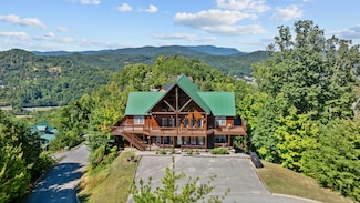 3650 Wilderness Mountain Rd, Sevierville, TN 37862