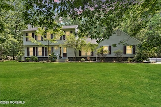 7 Holly Hill Dr, New Egypt, NJ 08533