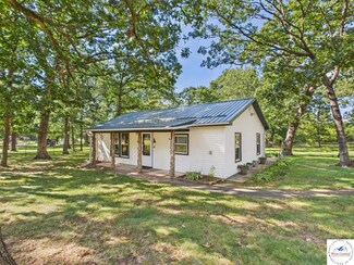 15887 County Road 18 County Rd, Quincy, MO 65735