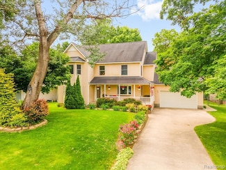 1104 E Huron River Dr, Belleville, MI 48111