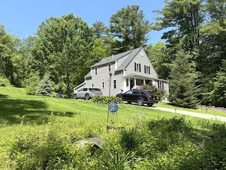 634 Oxford St S, Auburn, MA 01501