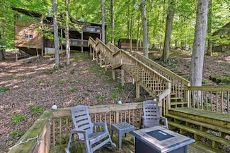 512 Natchez Ln, Sugar Grove, OH 43155