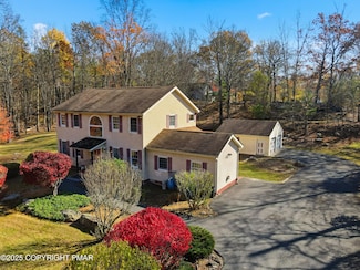 1222 Rural Ct, Stroudsburg, PA 18360