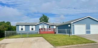 125 Mercury St, Pierre, SD 57501