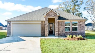 116 Still Lake Dr, Duson, LA 70529