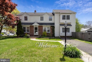 500 School House Ln, Willow Grove, PA 19090