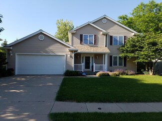 5017 Kansas Dr, Ames, IA 50014
