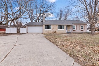 5012 Newburg Rd, Rockford, IL 61108