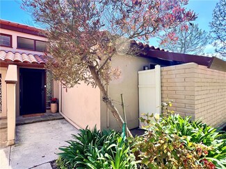 5941 Armaga Spring Rd Unit B, Rancho Palos Verdes, CA 90275