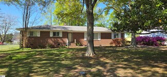 115 Ivy Dr, Simpsonville, SC 29680