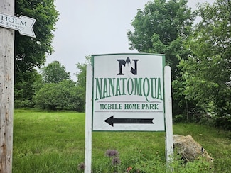5 6th St, Brookfield, MA 01506
