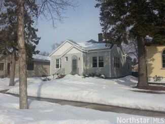 916 13th Ave S, Saint Cloud, MN 56301