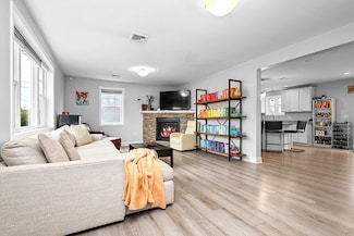 54 Raymond St, East Providence, RI 02914