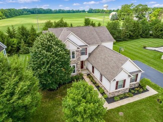 5856 Trafalgar Ln, Dublin, OH 43016