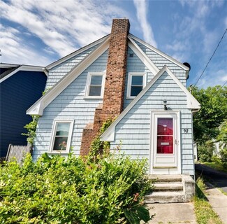 92 Norfolk St, Cranston, RI 02910