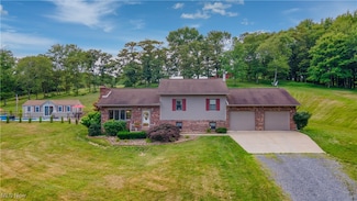 153 Lowes, New Cumberland, WV 26047