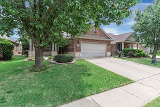 4632 Golden Yarrow Dr, Fort Worth, TX 76244