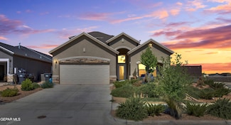 1033 Summer Lake St, El Paso, TX 79928