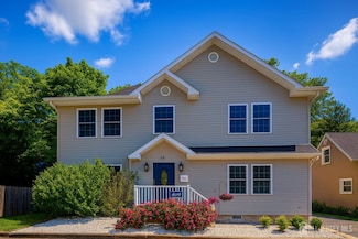 13 E Church St, Jamesburg, NJ 08831