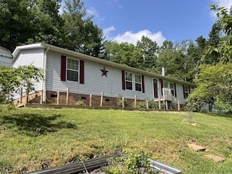 1451 Birchtree Rd, Hillsville, VA 24343