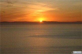 933 Quivera St, Laguna Beach, CA 92651