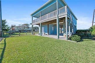 1304 S Church St, Rockport, TX 78382