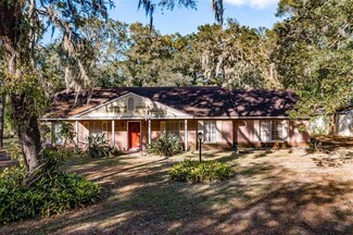 1012 Guiles Rd, Brandon, FL 33511