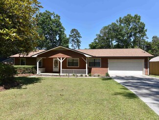 4017 Deer Lane Dr, Tallahassee, FL 32312