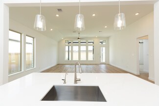 20911 Secretariat Meadow Ln, Tomball, TX 77377