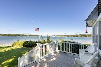 12 Beach Rd, Portland, ME 04108