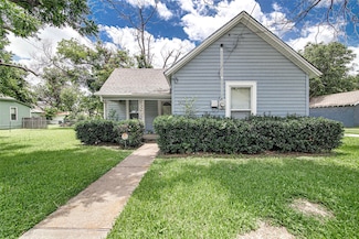507 W Heard St, Cleburne, TX 76033