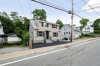 70 S Main St, Coventry, RI 02816