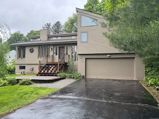 11 Woodruff Rd, Farmington, CT 06032
