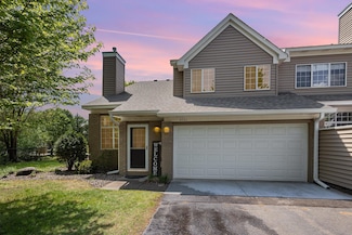 2721 Autumnwood Ln, Hopkins, MN 55305