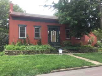 421 Highland Ave, Lexington, MO 64067