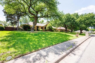 228 N Beltwoods Dr, Desoto, TX 75115